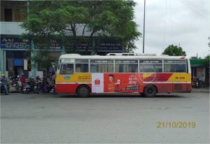 quảng cáo trên xe buýt