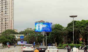 An tuong quang cao billboard ngoai troi