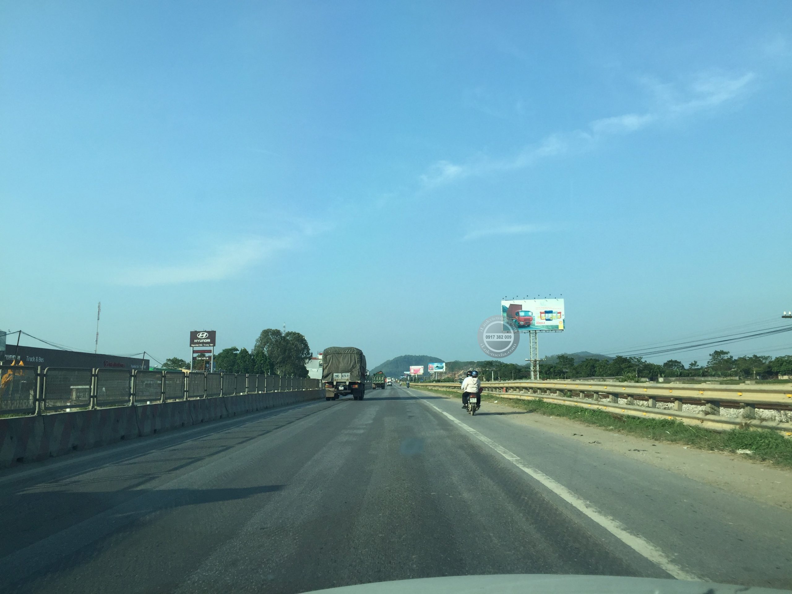 Pano bảng trụ quốc lộ Thanh Hóa