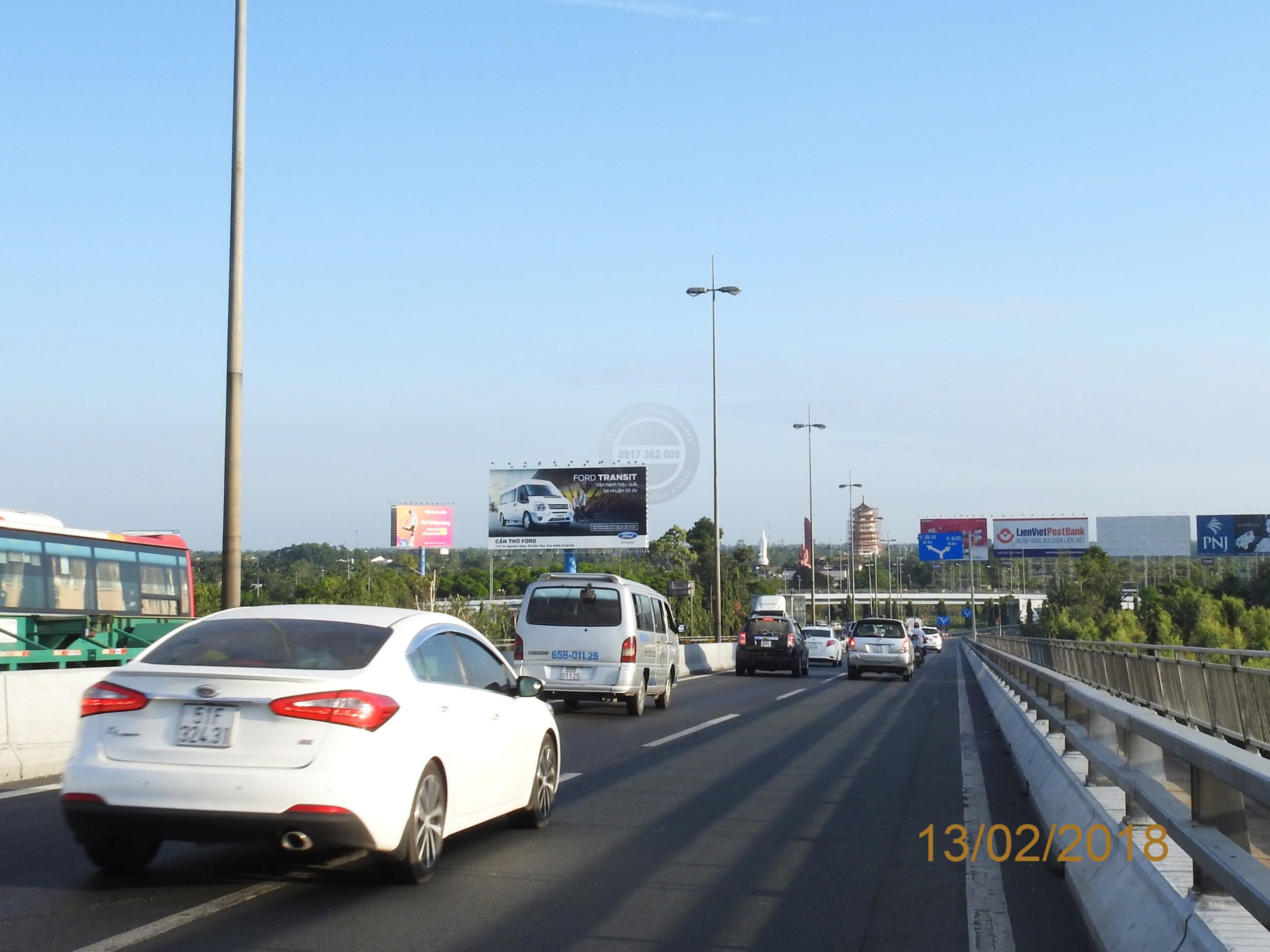 Billboard trụ Vĩnh Long