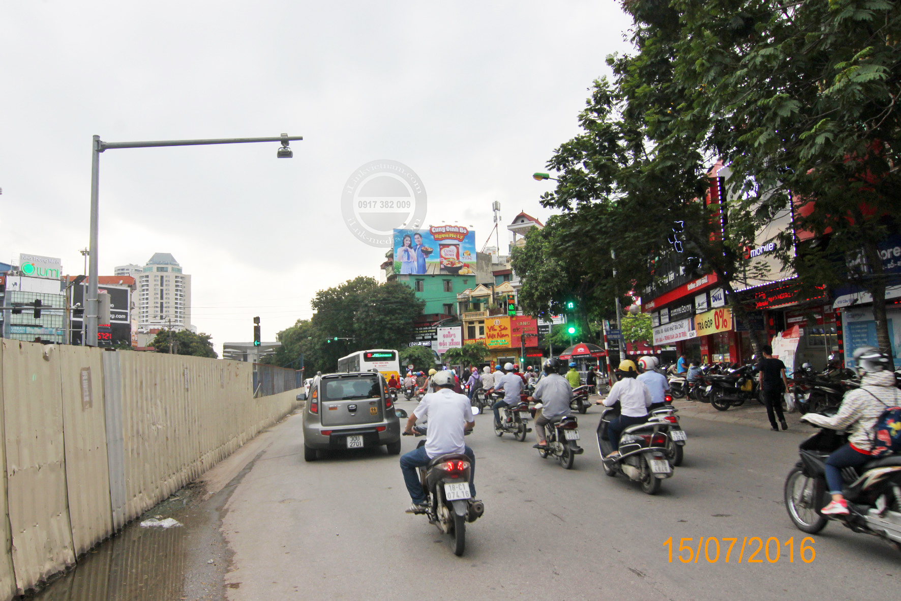 Bảng quảng cáo miền Bắc
