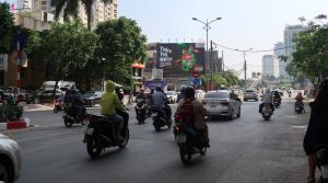 Billboard tại 2N Láng Hạ