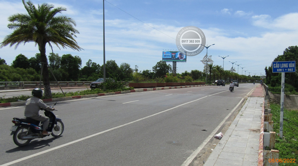 Billboard trụ quốc lộ 1D