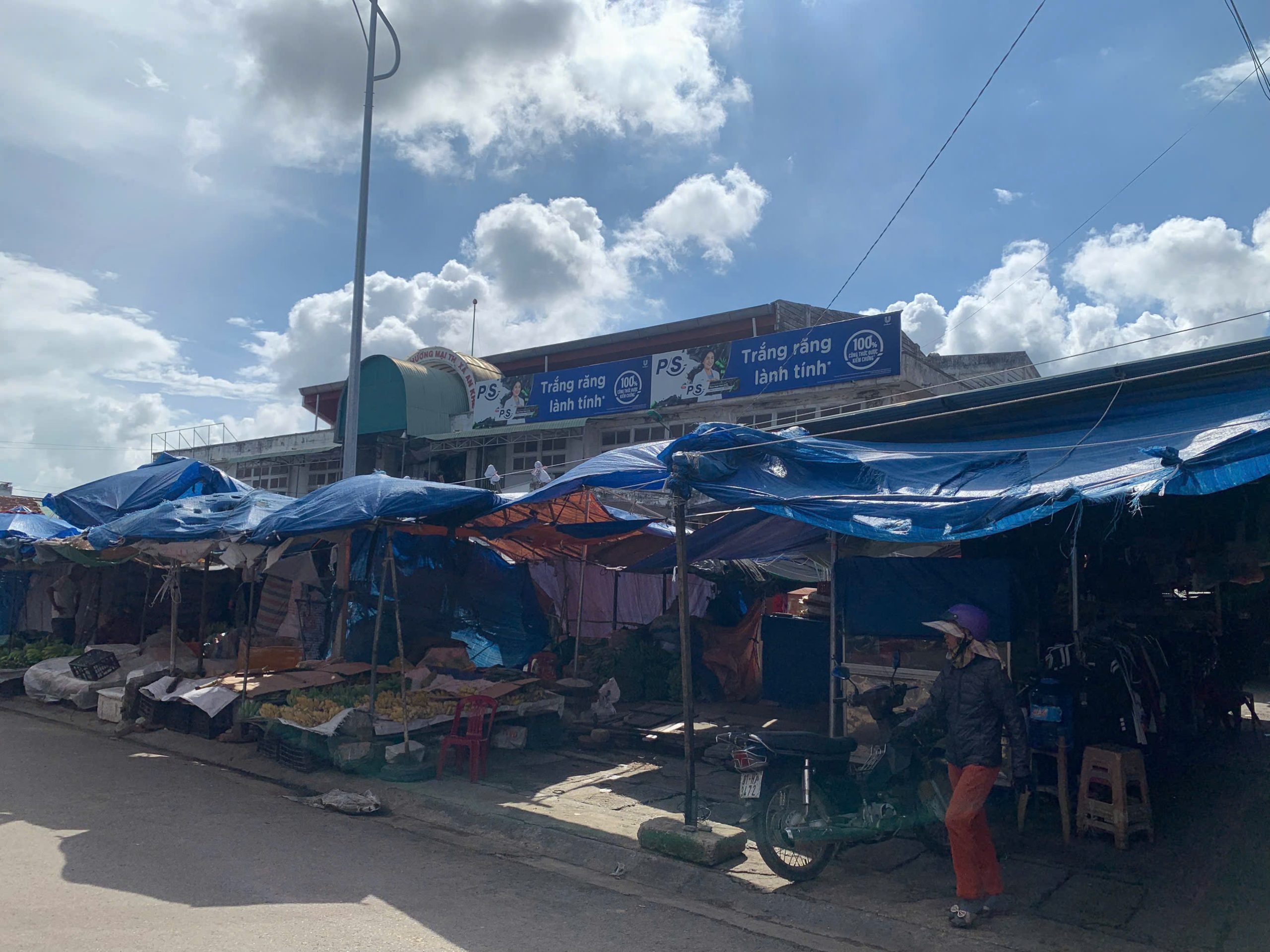Bảng quảng cáo chợ tại Gia Lai