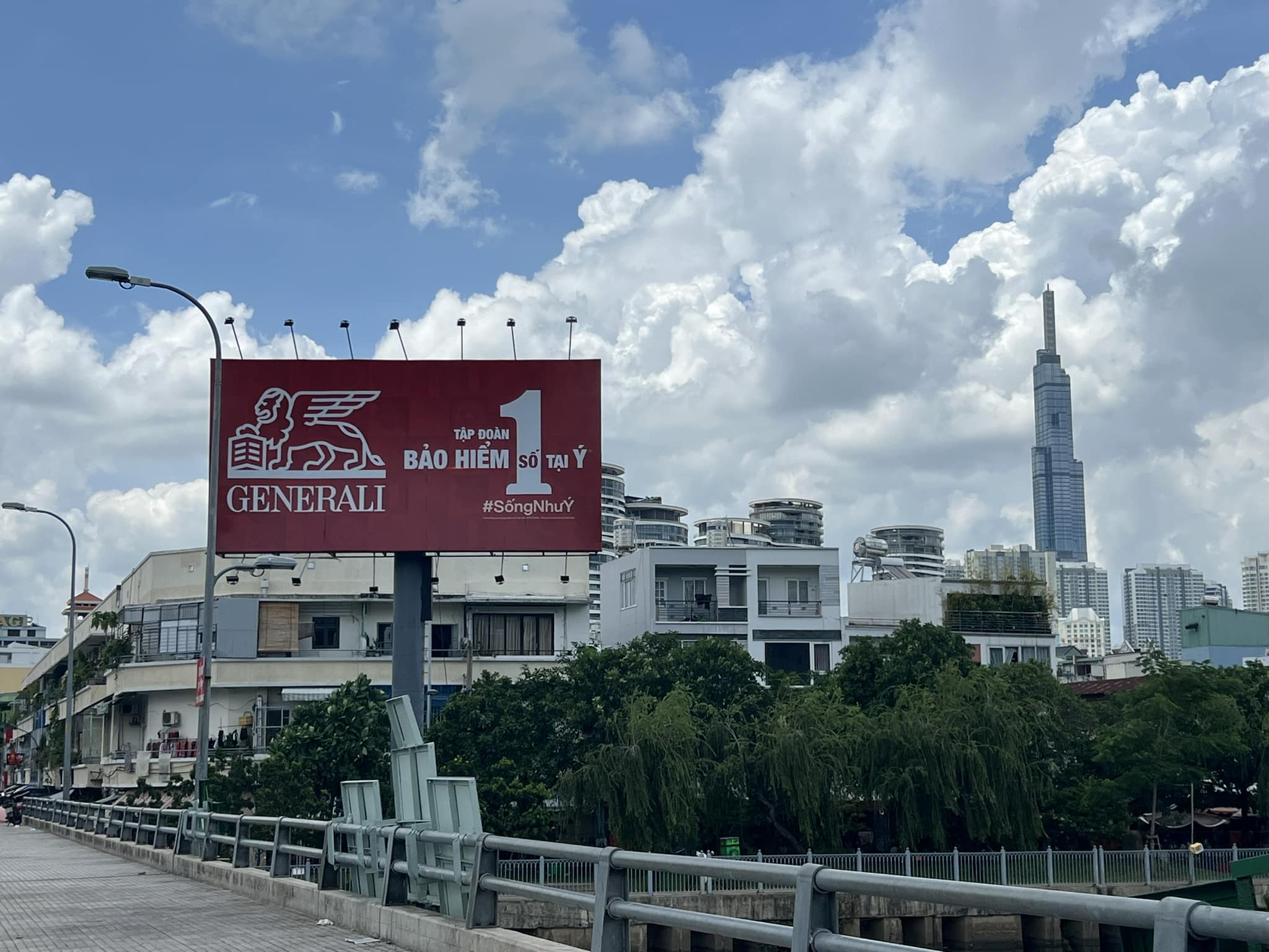 quảng cáo biển bảng ngoài trời