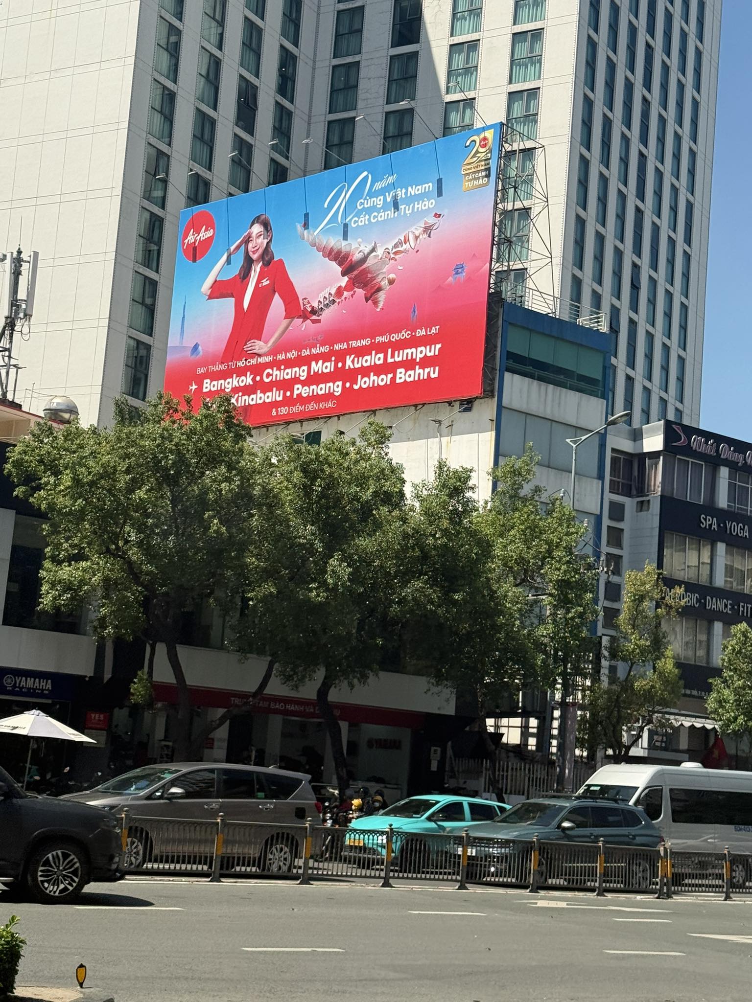 quảng cáo hàng không máy bay