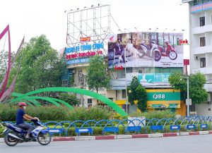 quảng cáo ngoài trời honda