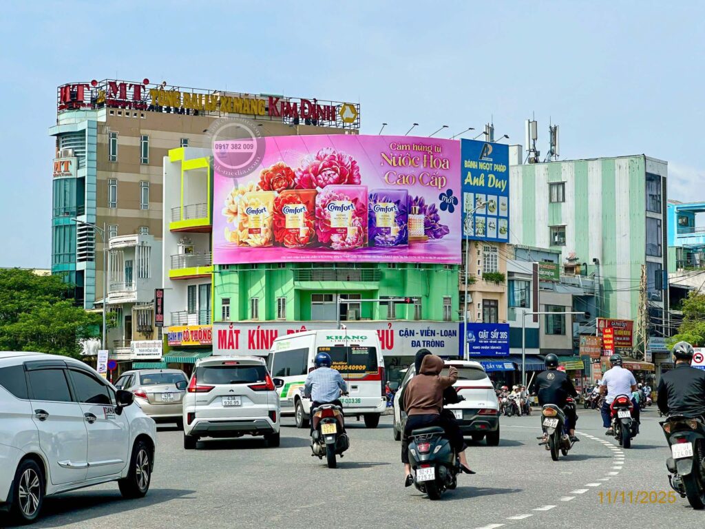 Quảng cáo pano vòng xoay Điện Biên Phủ – Nguyễn Tri Phương ilink